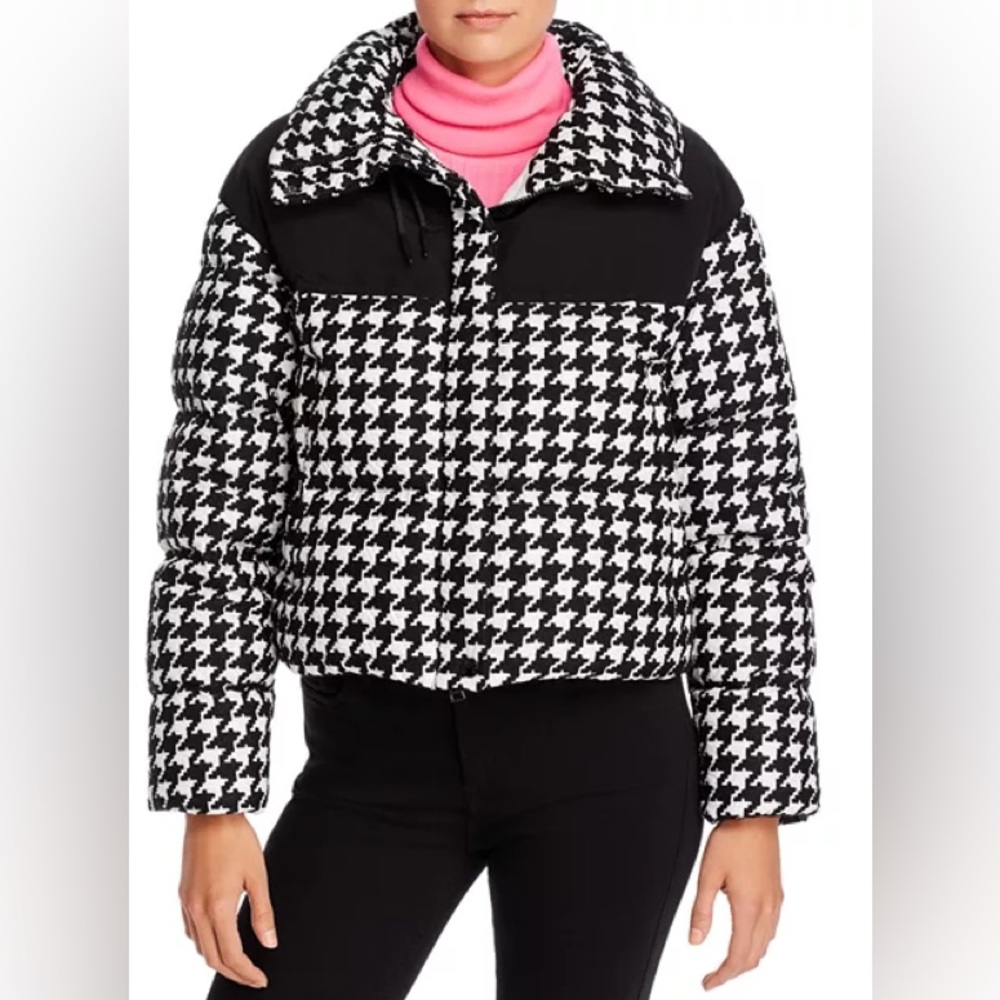 Authentic Moncler “Nil” Black and White Houndstooth Puffer Jacket SZ 1 (small)